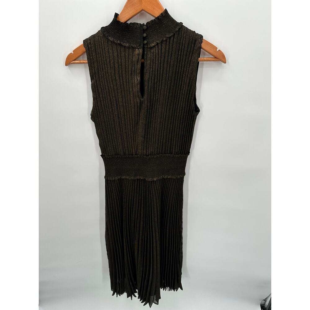 NANETTE LEPORE Black Gold Metallic Pleated High Neck Party Night Out Dress // 4 - Picture 13 of 14